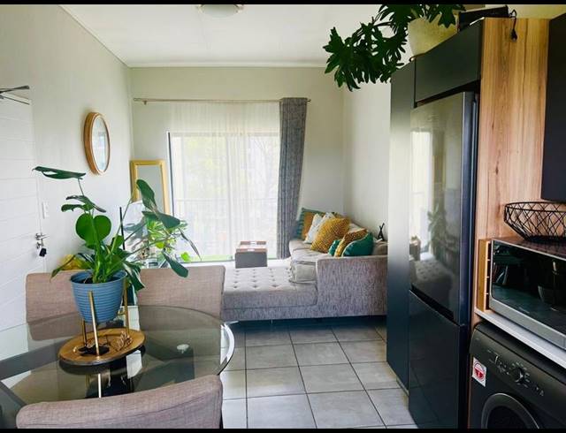 2 BEDROOM PROPERTY TO RENT IN LINBRO PARK